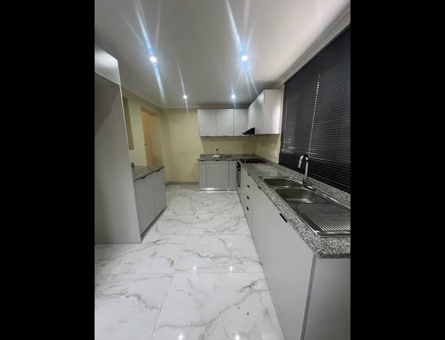 2 BEDROOM APARTMENT RENTED IN OVERPORT
